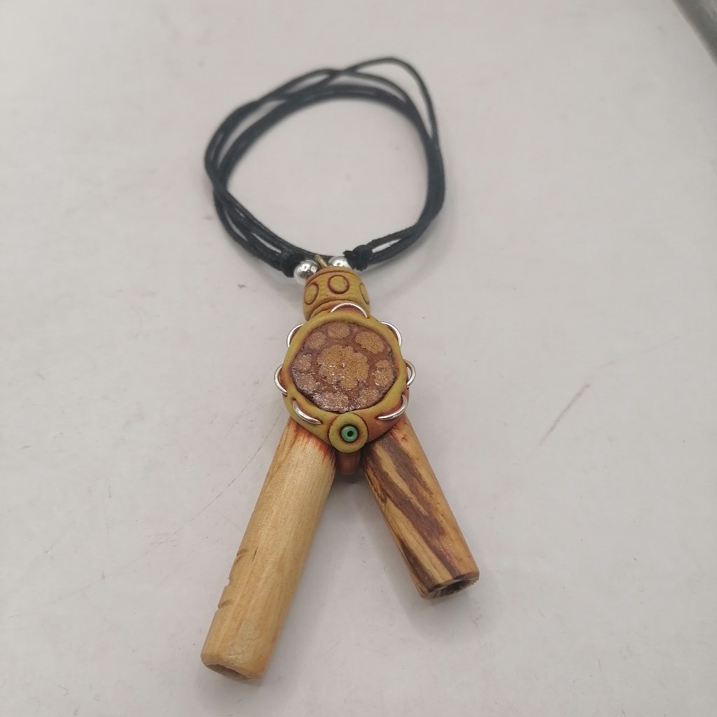 Kuripe Unisex Handmade Chonta Wood Ayahuasca Flower Design